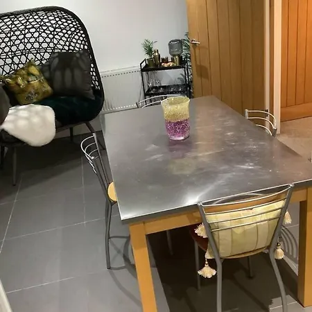 Chic 3 Bed House Bristol & Bath Free Parking Wifi 度假居 布里斯托