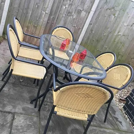 Chic 3 Bed House Bristol & Bath Free Parking Wifi Tatil Evi Bristol